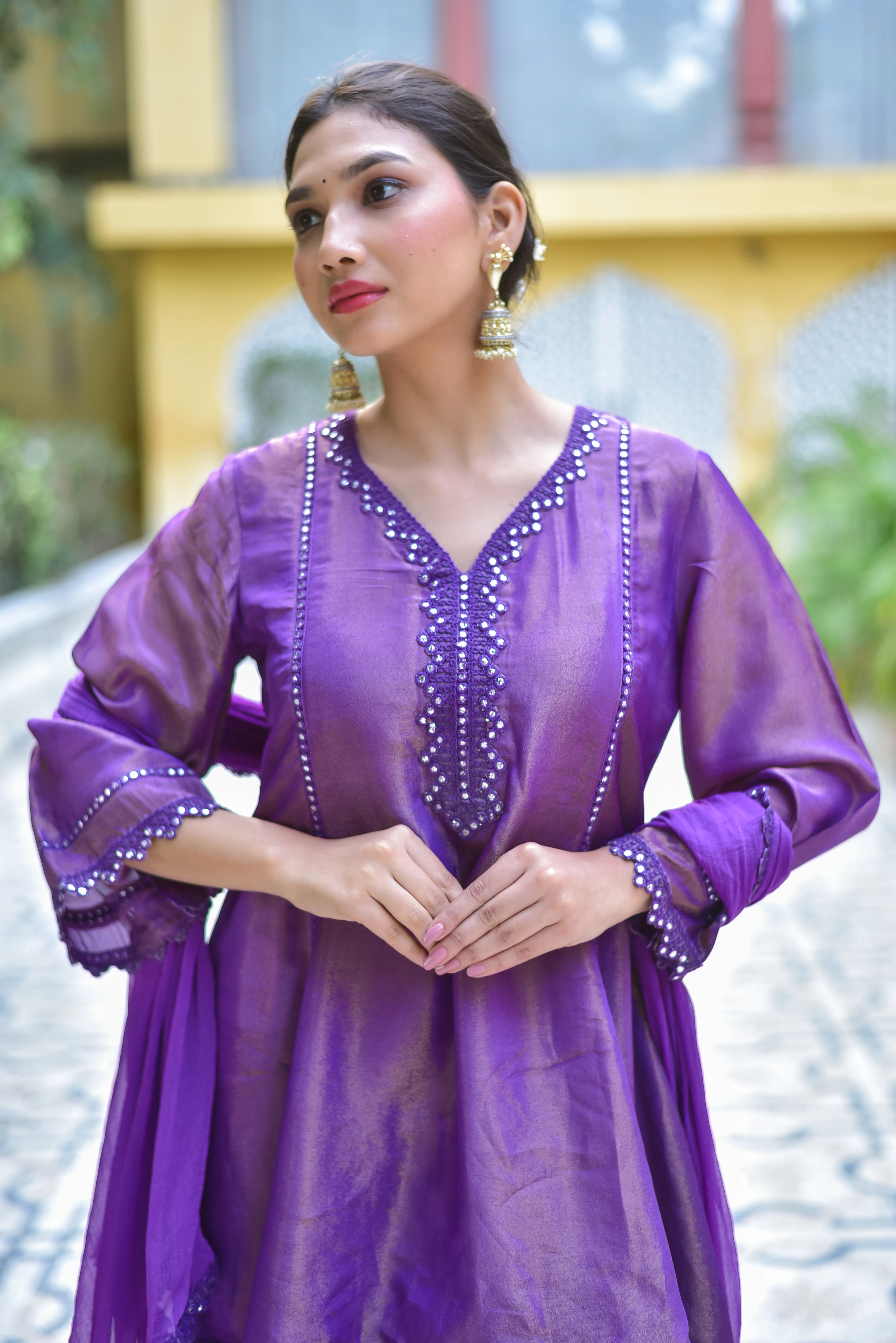 Magenta_Suit_180_1